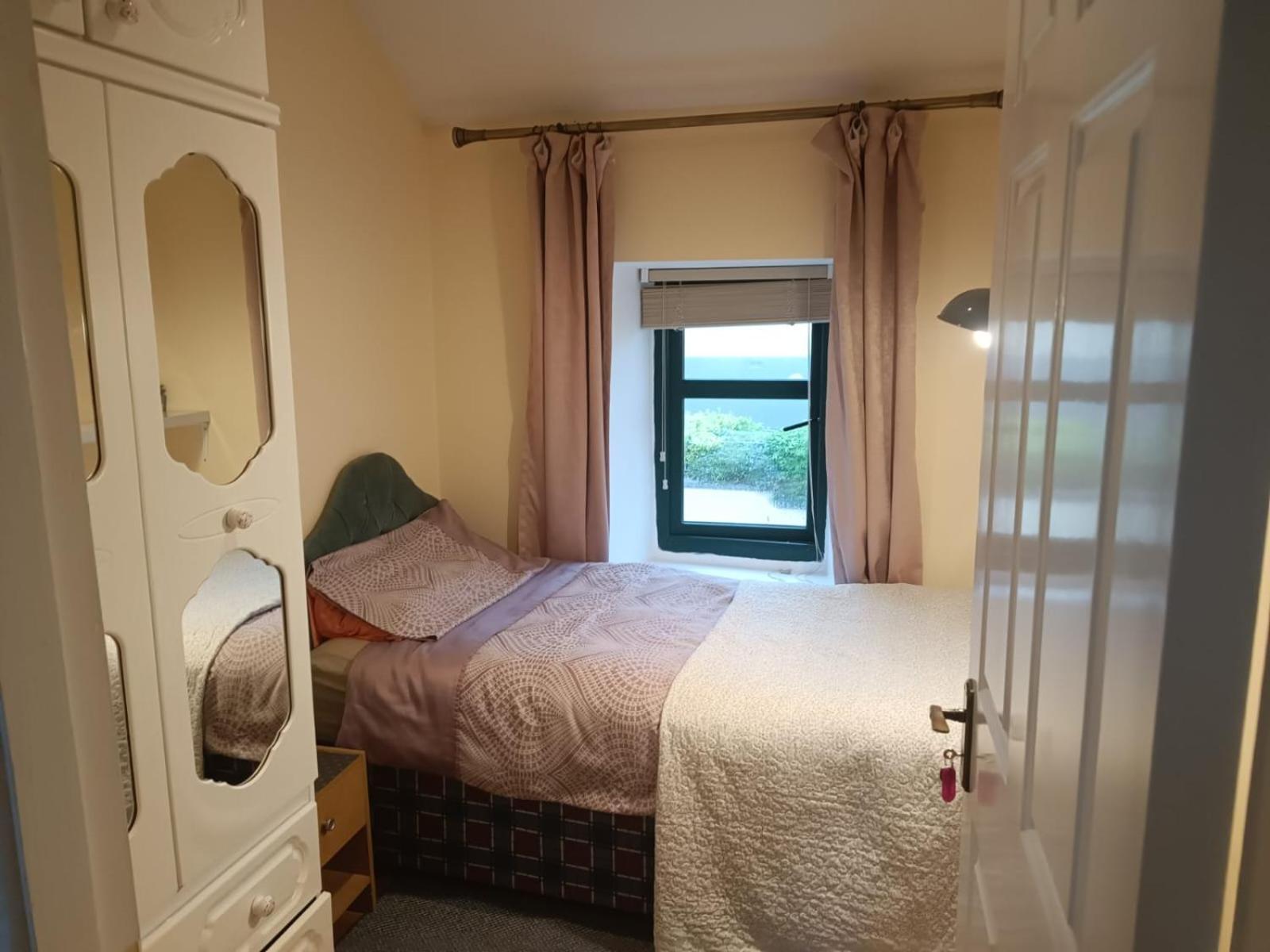 Bernie'S Place Castlebar Ruang foto